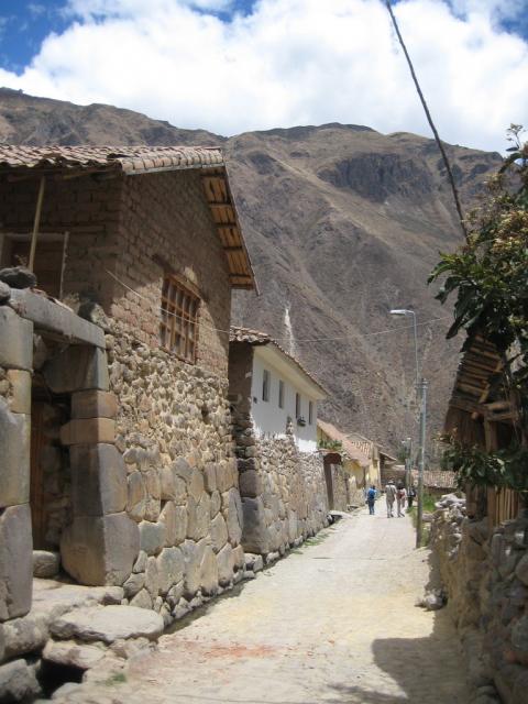 Ollantaytambo streets