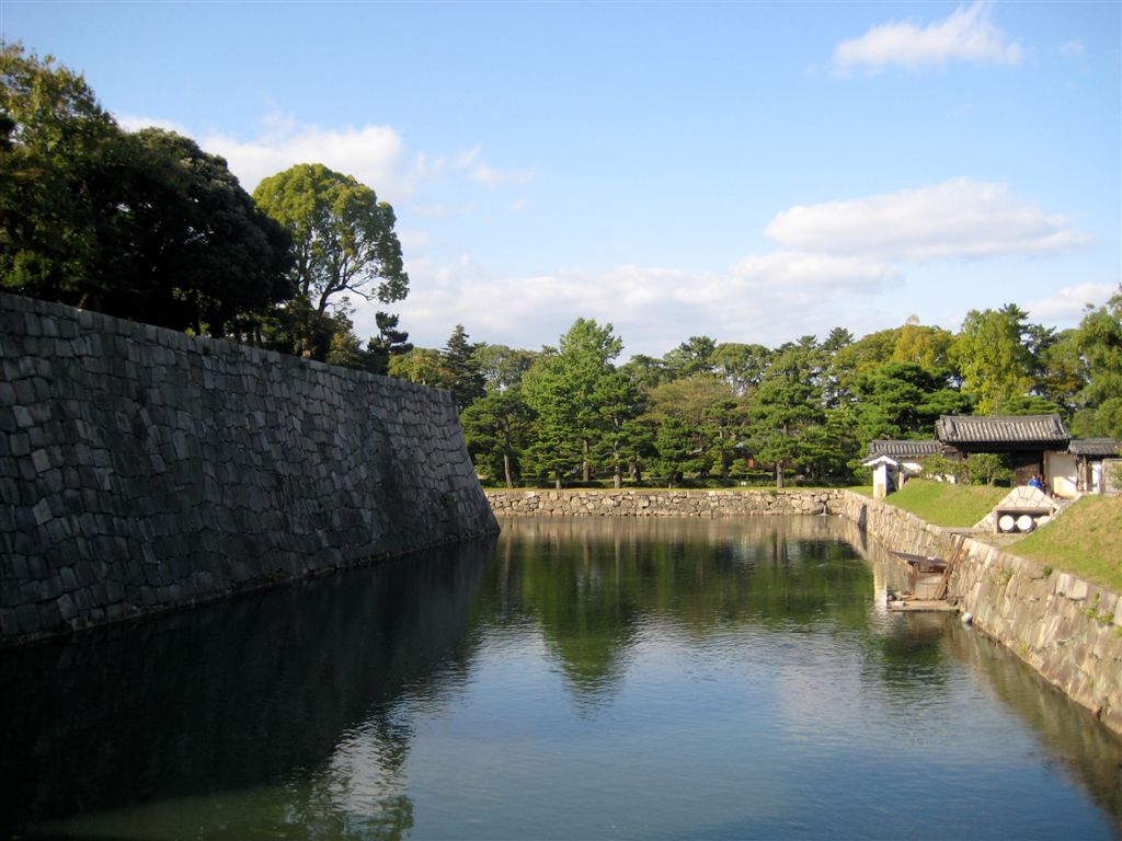 Crossing the Inner Moat